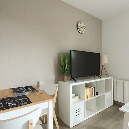 Very Apartment *
